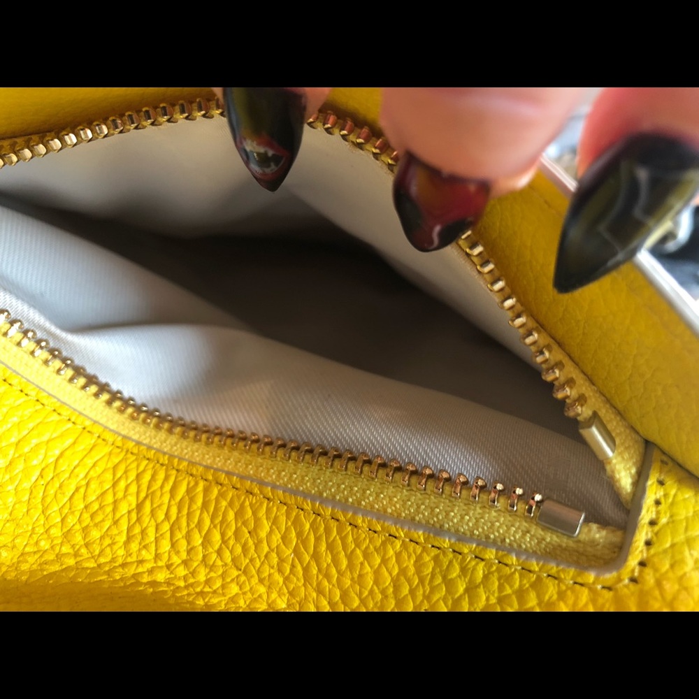 Authentic Coach Handbag - Picture 7 of 8